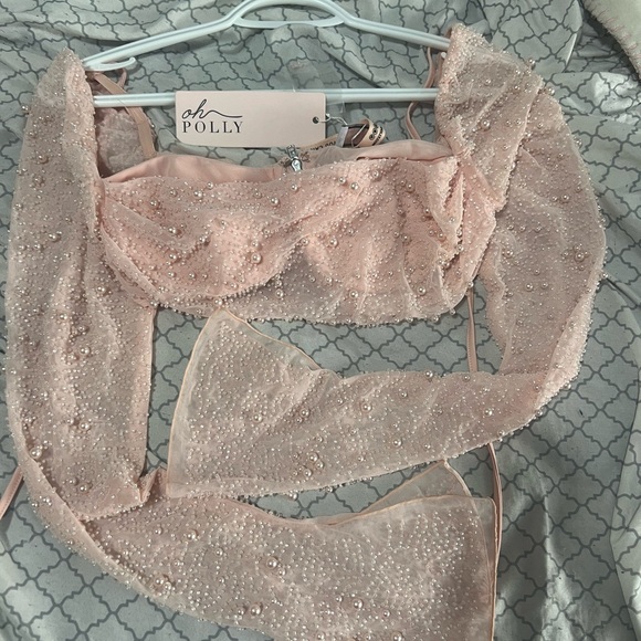 Embellished sleeve cowl neck crop top in blush - Picture 4 of 5